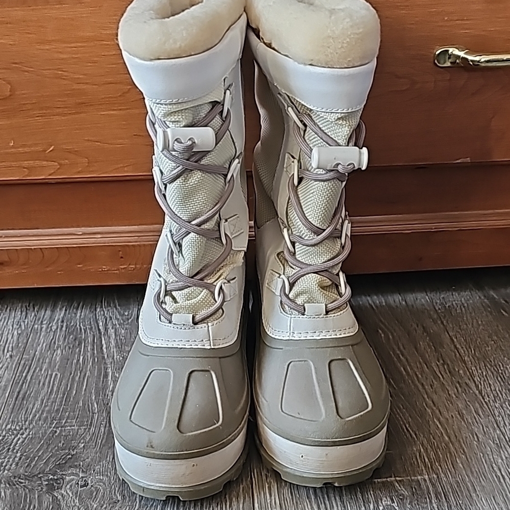 Women's Beige Winter Boots